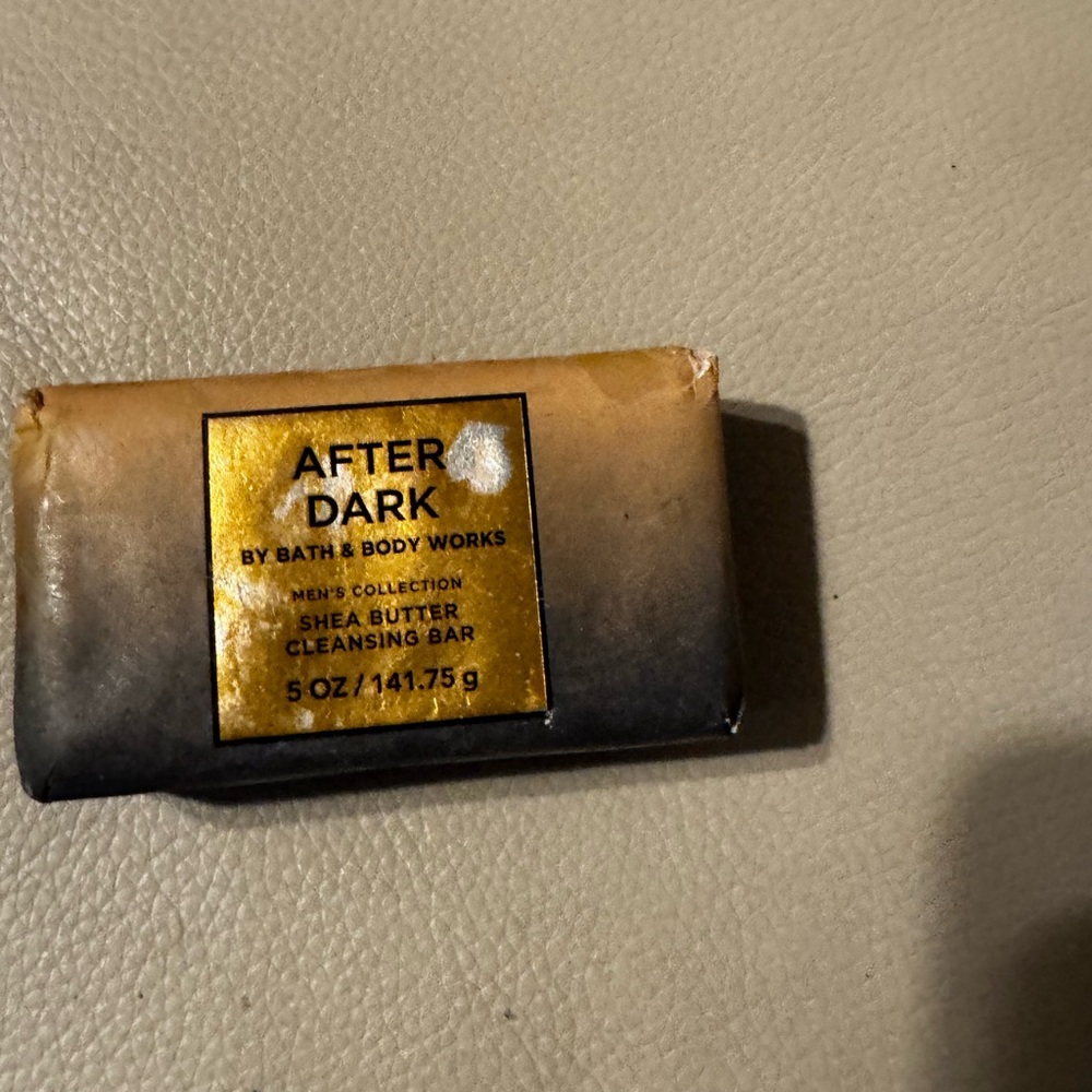 Bath & Body Works After Dark Shea Butter Cleansing Bar